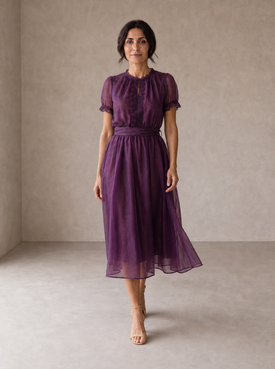 Flavia | Maxi Abito con Scollo a Goccia e Bordo in Pizzo Chiffon