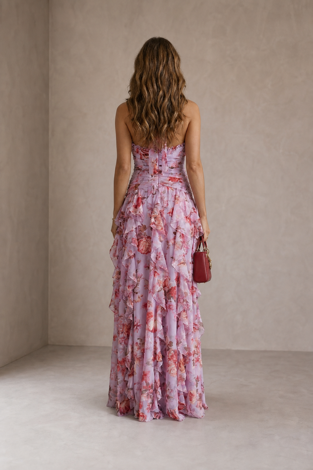 Belladina | Romantica Cascata di Rose Abito lungo con Scollo All'Americana