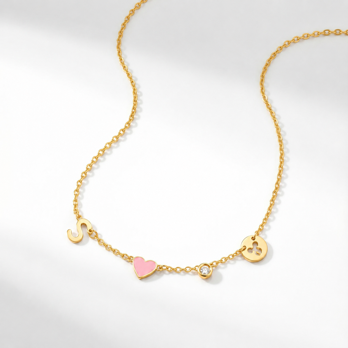 Alina | Collana con Iniziale a Forma di Cuore