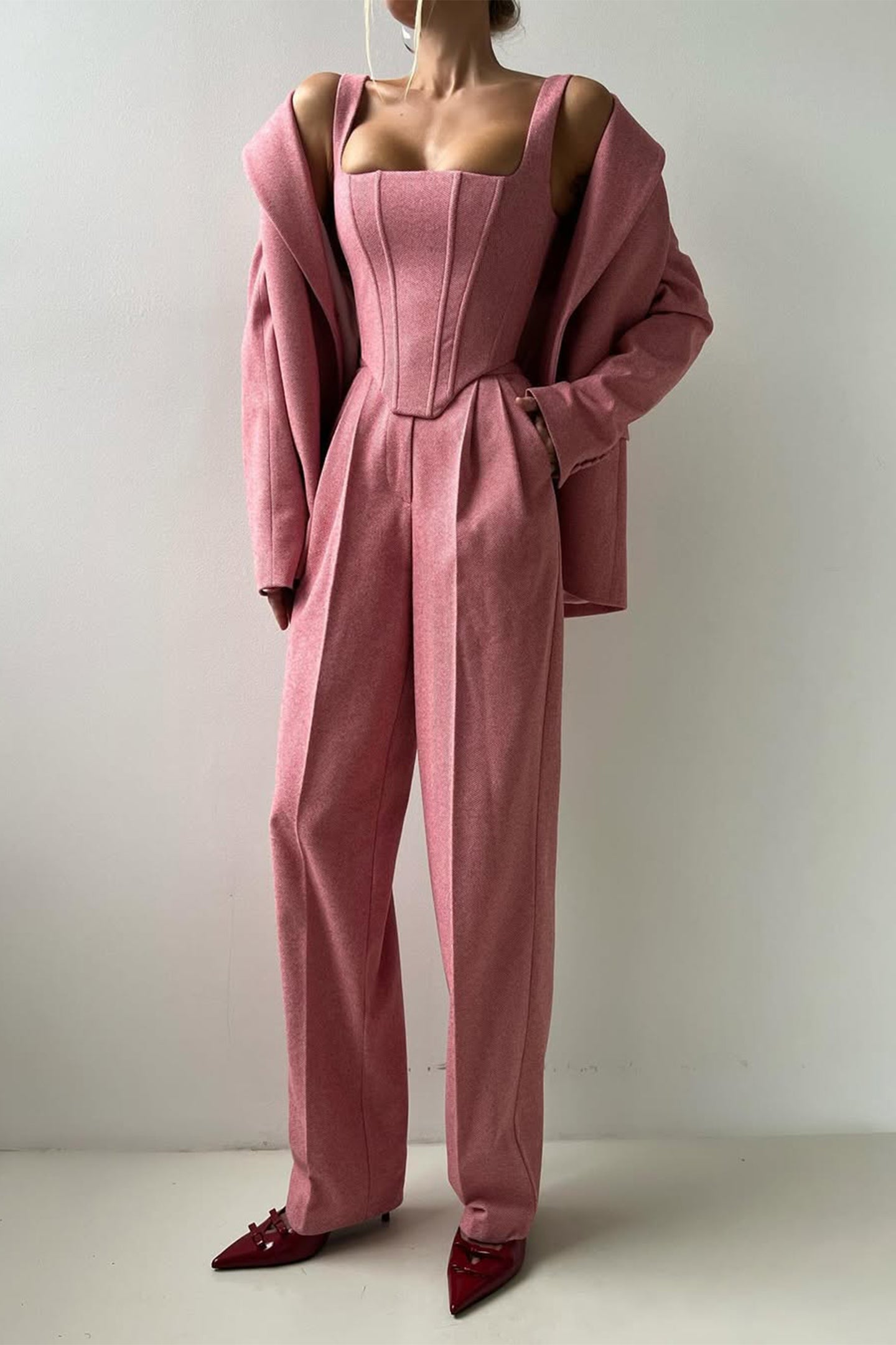 Dolce – Completo a Tre Pezzi con Blazer Doppiopetto