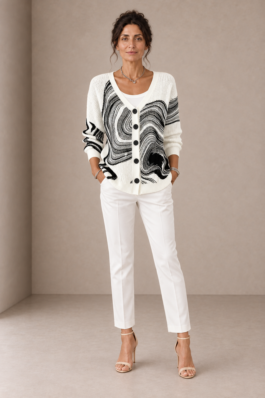 Emilia | Cardigan Bianco con Onde Nere