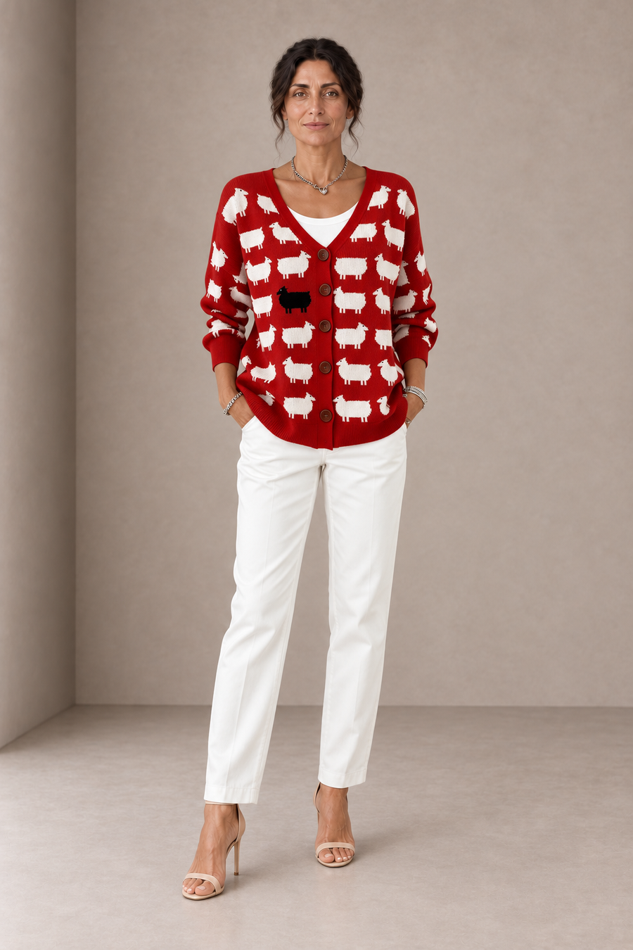 Renata | Cardigan Rosso con Pecore Bianche